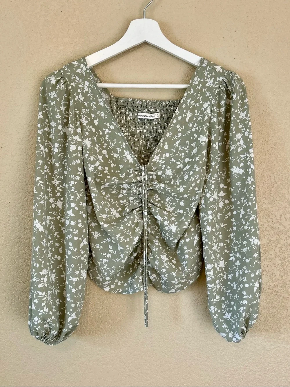 Abercrombie and Fitch Floral Sage Milkmaid Top XXS Ruched Cottagecore Fairy